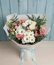 Букет цветов из:  Розы, Лизиантусы и Хризантемы #REPLACE_PRED# Намцах