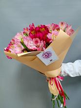 Букет цветов из:  Альстромерии в Намцах