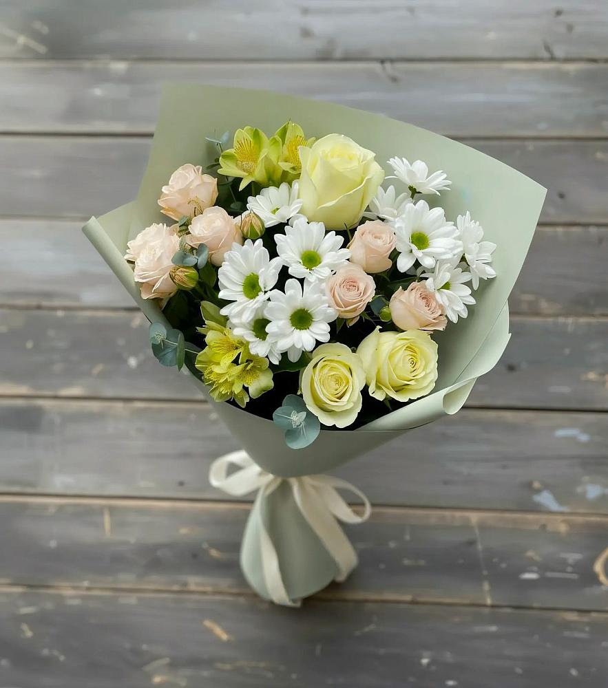 Букет цветов из: Альстромерии, Розы и Хризантемы в Намцах
