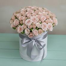 Цветочная композиция из Розы в шляпной коробке в Намцах