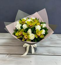 Букет цветов из:  Орхидеи и Розы в Намцах