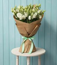 Букет цветов из:  Лизиантусы в Намцах