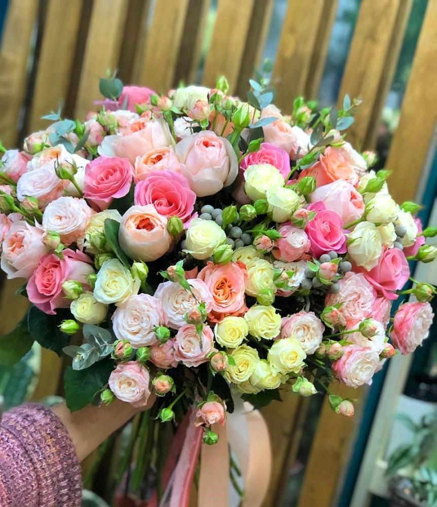 Букет цветов из: Розы в Намцах