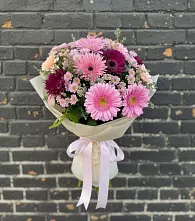 Букет цветов из:  Герберы и Хризантемы в Намцах