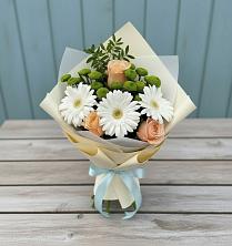 Букет цветов из:  Герберы, Розы и Хризантемы в Намцах