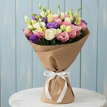 Букет цветов из:  Лизиантусы в Намцах